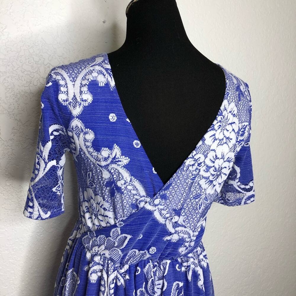 ASOS Maternity blue white floral crochet overlay dress size 4 - Picture 5 of 12
